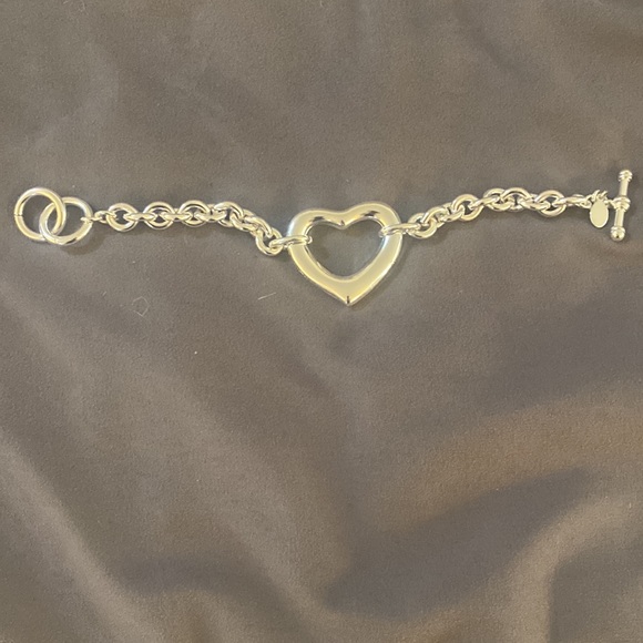 open heart chain silver bracelet with toggle clasp like new. - Picture 14 of 16
